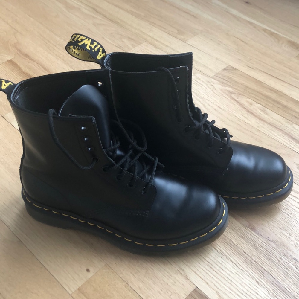 Worn Once!!  Dr. Maarten combat boot!